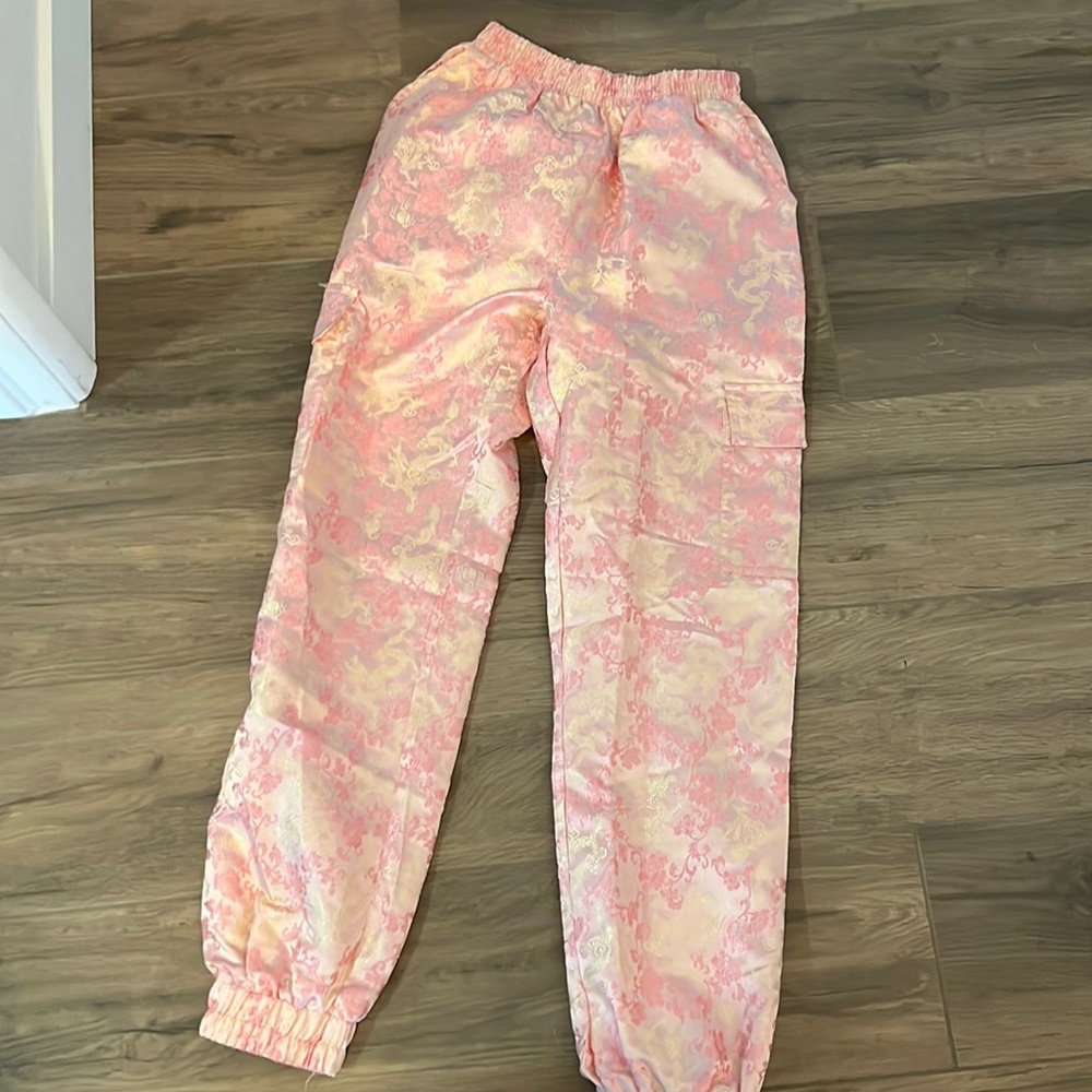 Misguided Silk-like, cargo-cut, stretch Fashion pants